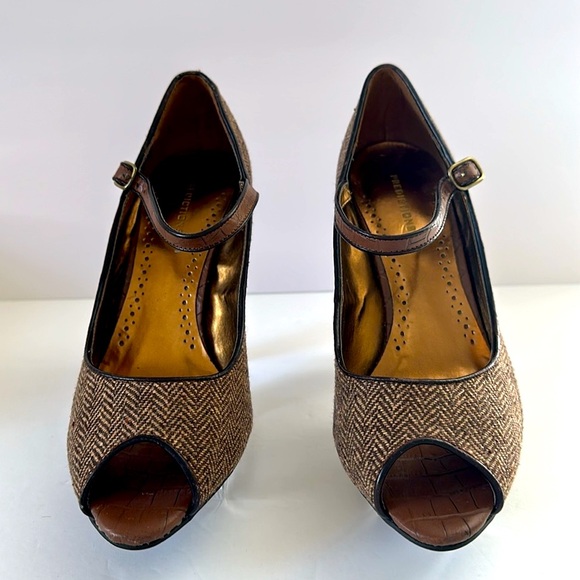 Prediction Brown Tweed Heels 90’s Peep Toe Size 9 Ankle Straps Office Walkable - Picture 2 of 9